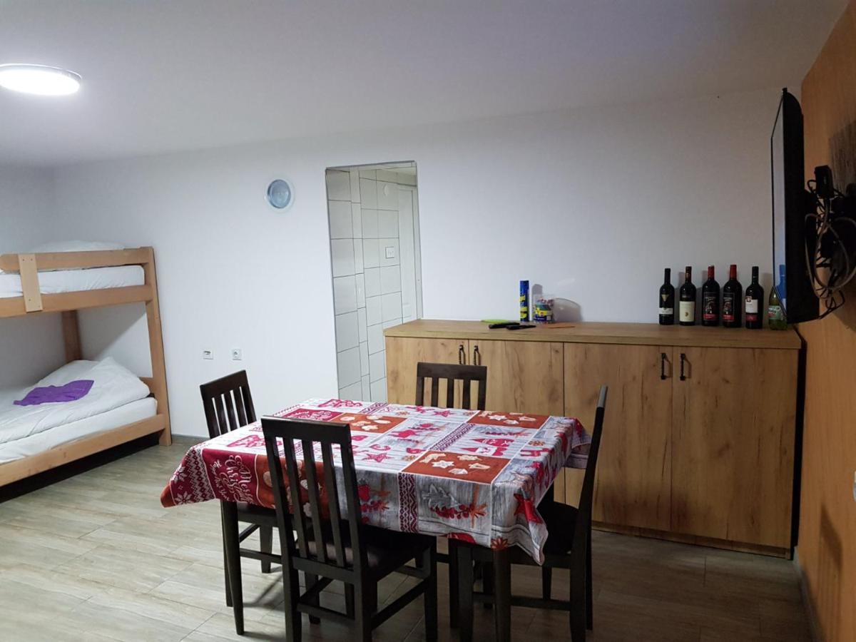 Kuca Stojanovica Topli Do Pirot Exteriör bild