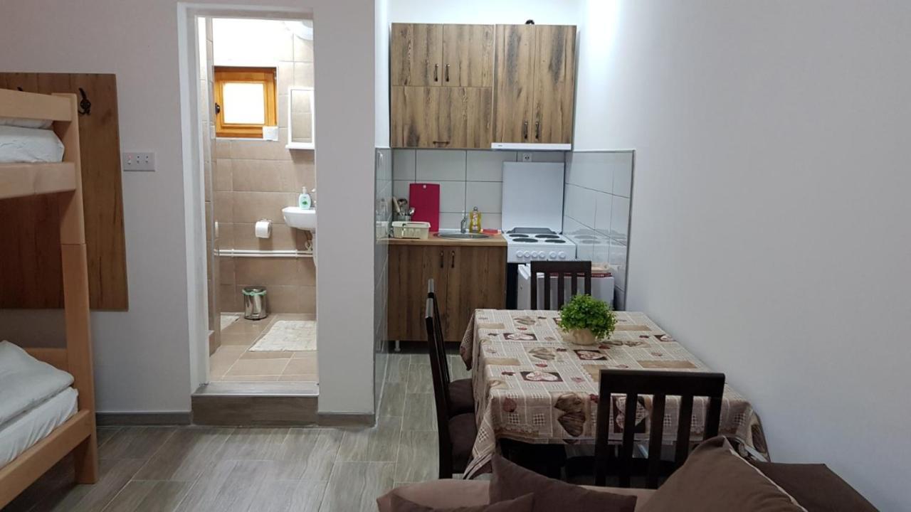 Kuca Stojanovica Topli Do Pirot Exteriör bild
