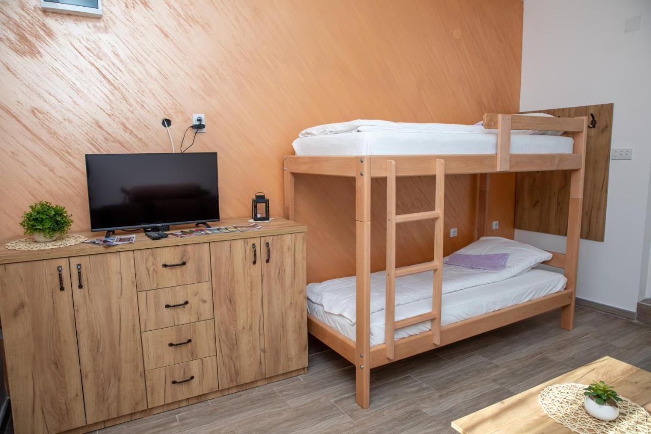Kuca Stojanovica Topli Do Pirot Exteriör bild